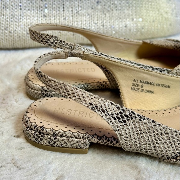 Cream & Black Snakeskin Pointed Toe Slingback Flat - Picture 7 of 9